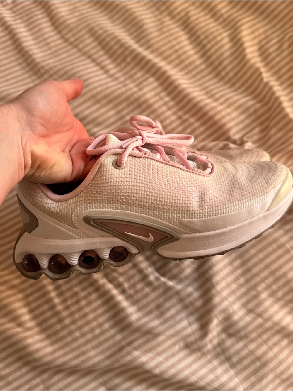 Nike Women’s Light Pink and White Athletic Sneakers